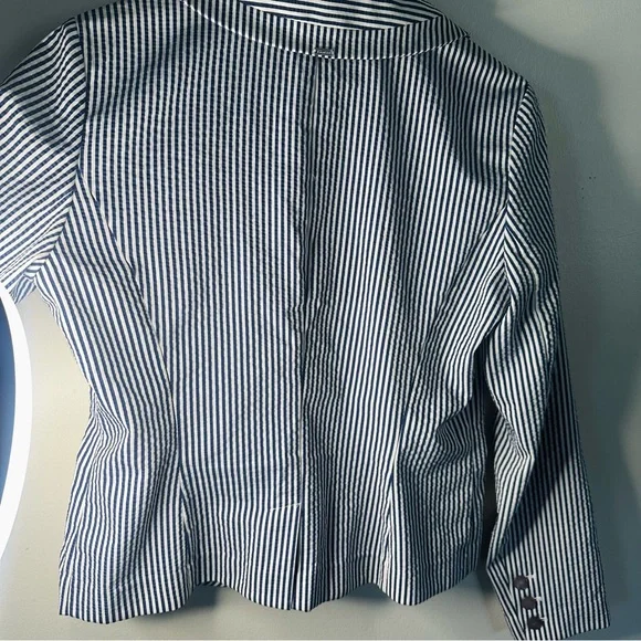 Quiet Luxury St. John Seersucker Navy & White Stripe Classic Blazer Jacket, 12 - Picture 8 of 9